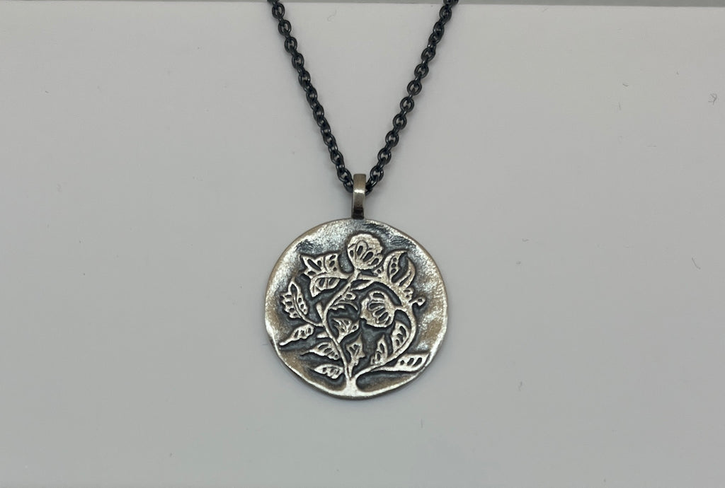 The Traveler - Pendant - Oxidised Silver