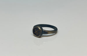 The Traveler - Signet Ring - Small - Oxidised silver and bronze