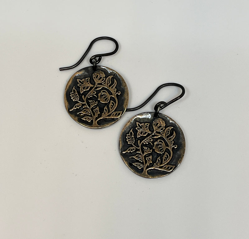 The Traveler - Earrings - Bronze