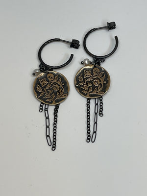 The Traveler - Hoop earrings - Oxidised silver and bronze w/ pearl