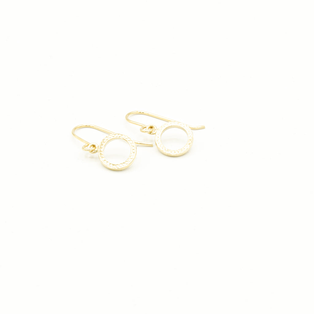 Celts & Kings Earrings - Pattern Circle Hanging - Gold
