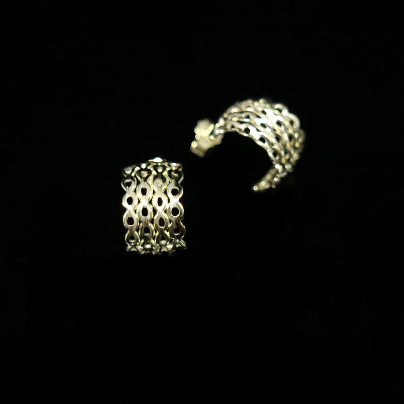 Knitting Earrings - Small Stitch - Medium Open Hoop - Gold